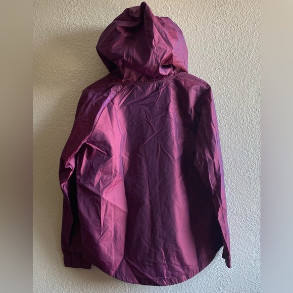 Under Armour Lightweight Loose Fit Windbreaker Iridescent Purple Storm Size S - Picture 6 of 10